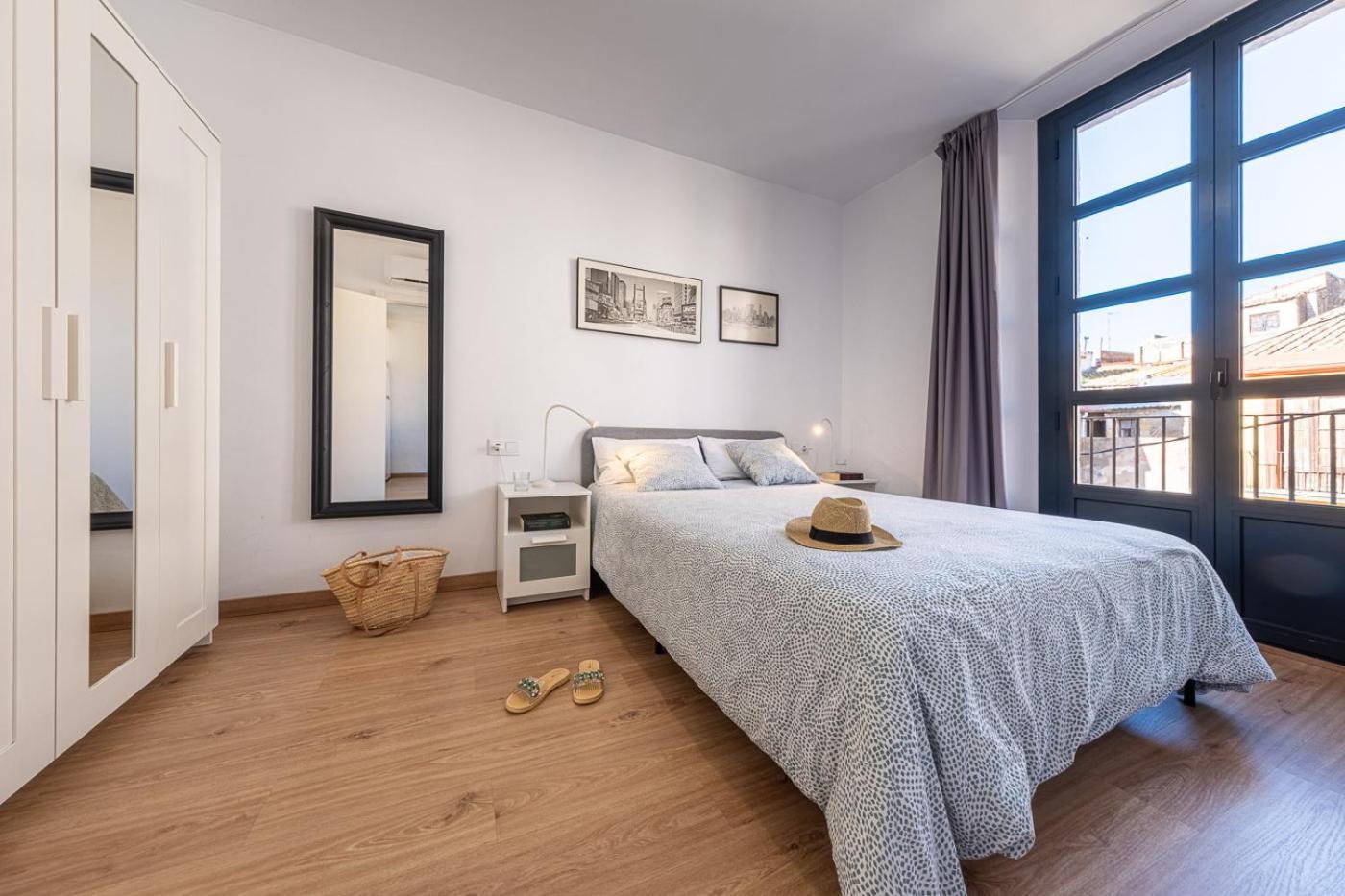 Tarragona Apartments Exterior photo
