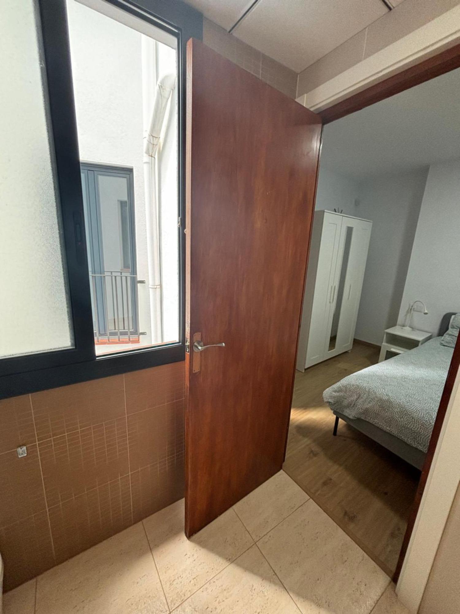 Tarragona Apartments Exterior photo